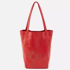 The giving tote by hobo